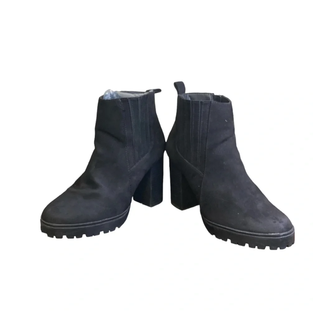 Black Suede Heel Boots Size 8